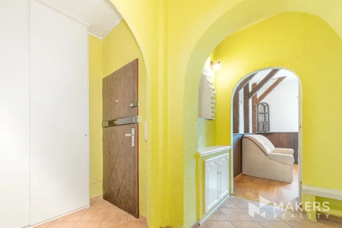 Pronájem bytu 2+1, Karlovy Vary, Vítězná, 70 m2