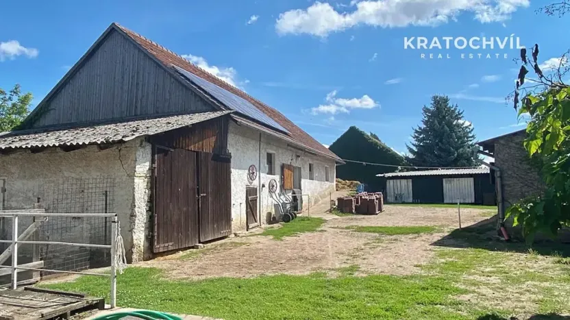 Prodej zemědělského objektu, Úmyslovice, 400 m2