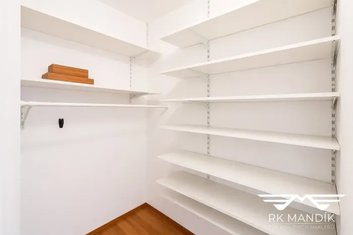 Pronájem bytu 2+kk, Praha - Prosek, Kytlická, 53 m2