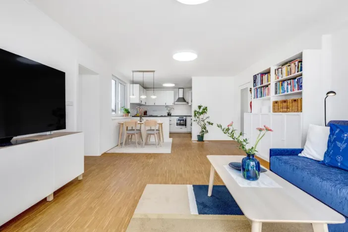 Prodej vícegeneračního domu, Praha - Horní Počernice, Čechurova, 365 m2