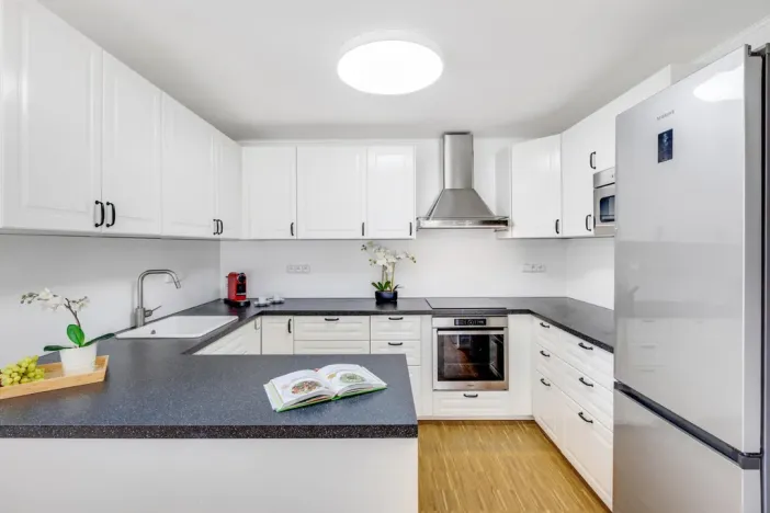 Prodej vícegeneračního domu, Praha - Horní Počernice, Čechurova, 365 m2