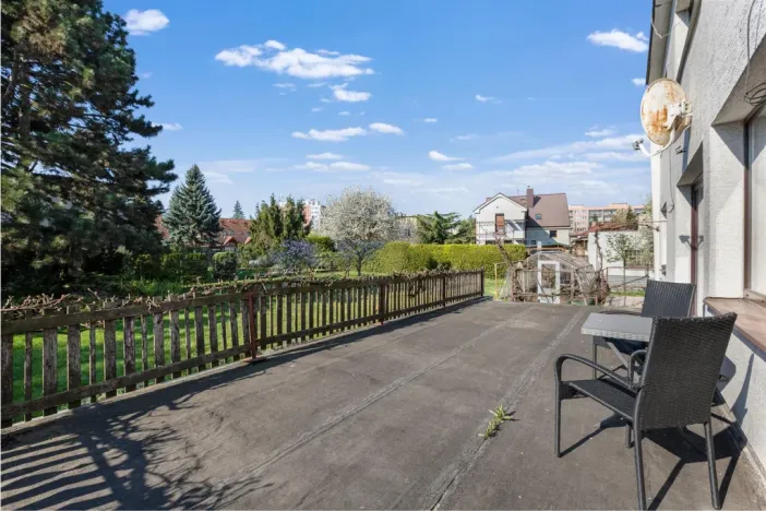 Prodej vícegeneračního domu, Praha - Horní Počernice, Čechurova, 365 m2