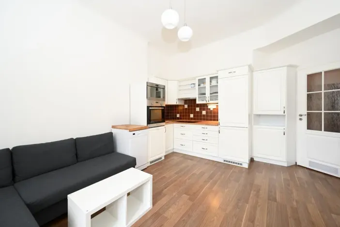 Pronájem bytu 2+kk, Praha - Holešovice, Janovského, 41 m2