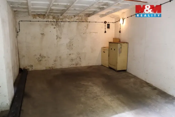 Pronájem garáže, Litvínov, 33 m2