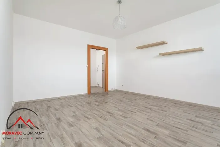 Pronájem bytu 3+1, Krnov, Dvořákův okruh, 85 m2