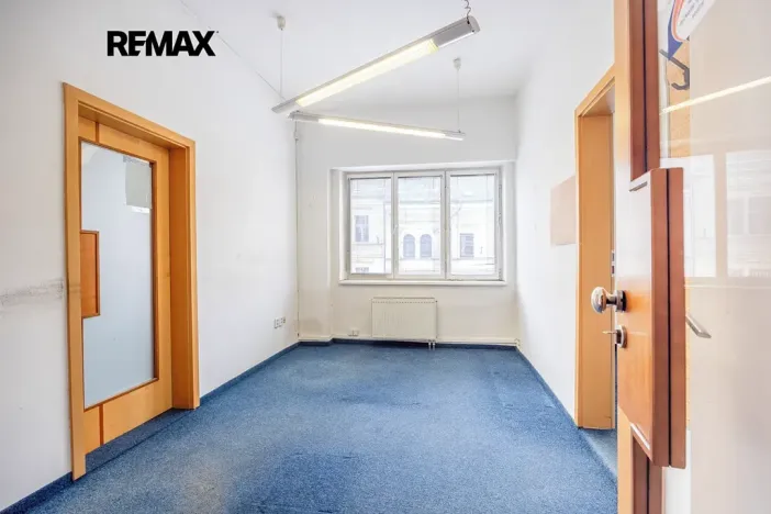 Pronájem výrobních prostor, Rudná, Masarykova, 1270 m2