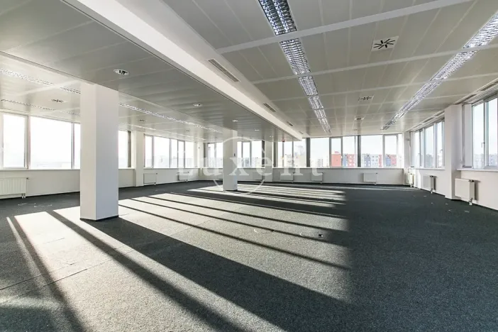 Pronájem kanceláře, Praha - Jinonice, Pekařská, 393 m2