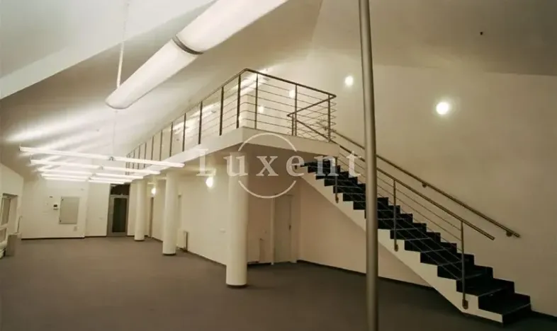Pronájem kanceláře, Praha - Nové Město, Lazarská, 145 m2