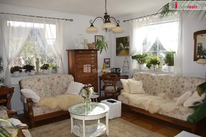 Prodej rodinného domu, Žďár, 952 m2