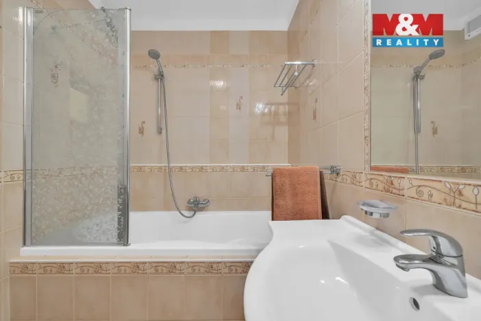 Pronájem bytu 3+kk, Pardubice - Trnová, Jozefa Gabčíka, 74 m2