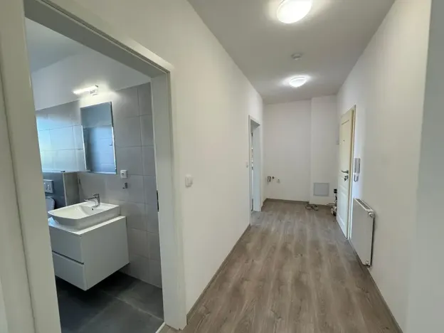 Pronájem bytu 2+kk, Kroměříž, Slovákova, 52 m2