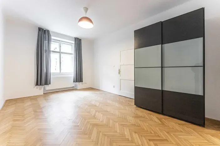 Pronájem bytu 2+kk, Praha - Vinohrady, náměstí Jiřího z Lobkovic, 43 m2