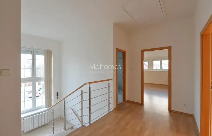 Pronájem vily, Průhonice, Sadová, 350 m2