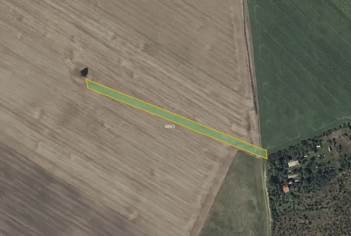 Prodej pole, Děčany, 21295 m2