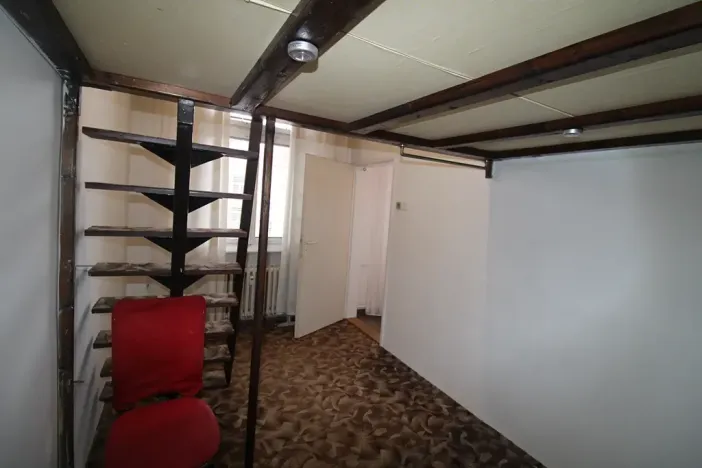 Prodej bytu 3+1, Karlovy Vary, nábřeží Jana Palacha, 77 m2