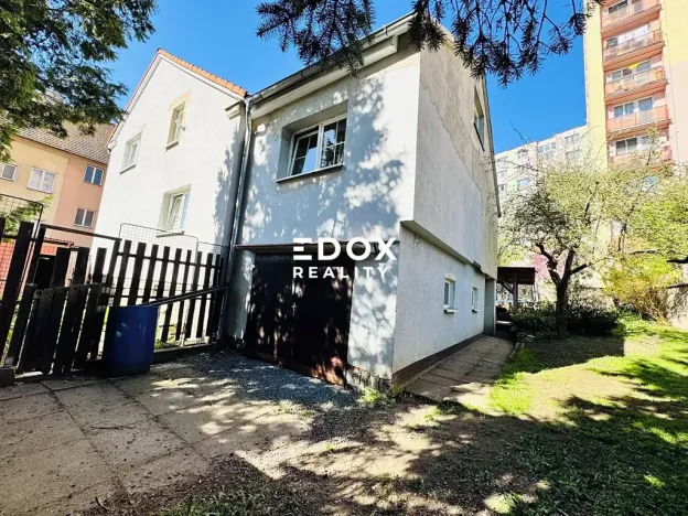 Prodej rodinného domu, Benešov, Bezručova, 200 m2