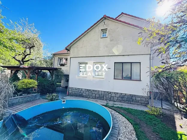 Prodej rodinného domu, Benešov, Bezručova, 200 m2