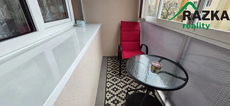 Prodej bytu 3+1, Chodová Planá, sídliště Lučina, 68 m2