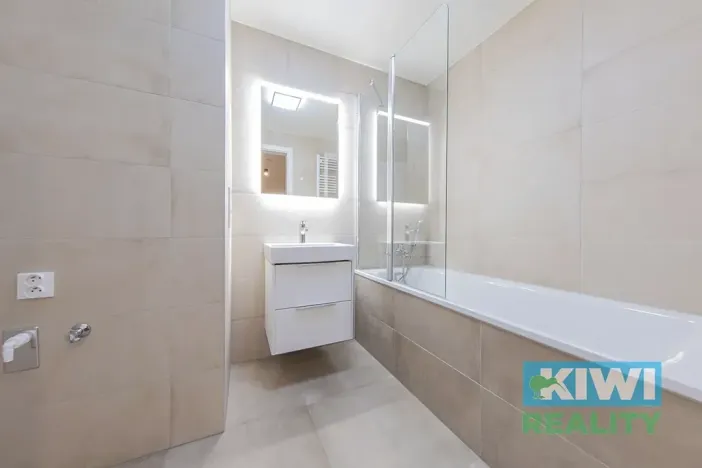 Pronájem bytu 2+kk, Ostrava, Důlní, 58 m2