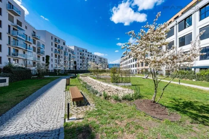 Prodej bytu 2+kk, Praha - Košíře, Naskové, 49 m2