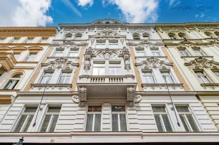 Pronájem bytu 1+kk, Praha - Staré Město, Melantrichova, 36 m2