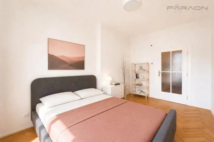 Prodej bytu 3+kk, Praha - Karlín, Sokolovská, 110 m2