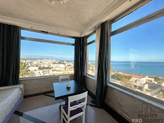 Prodej bytu 1+kk, San Foca,Itálie, 69 m2