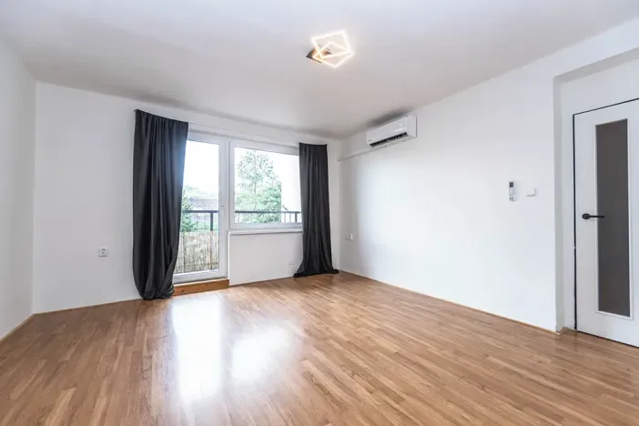 Prodej bytu 3+1, Mořina, 79 m2