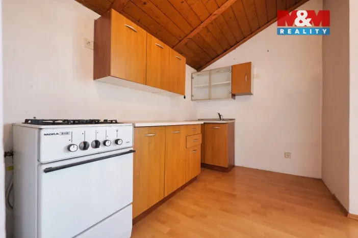 Prodej rodinného domu, Olomouc - Nemilany, Sportovní, 245 m2