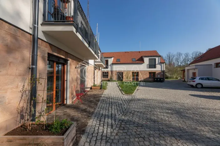 Pronájem bytu 3+kk, Praha - Královice, Kuťatská, 61 m2