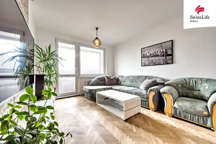 Prodej bytu 3+1, Říčany, Komenského náměstí, 64 m2