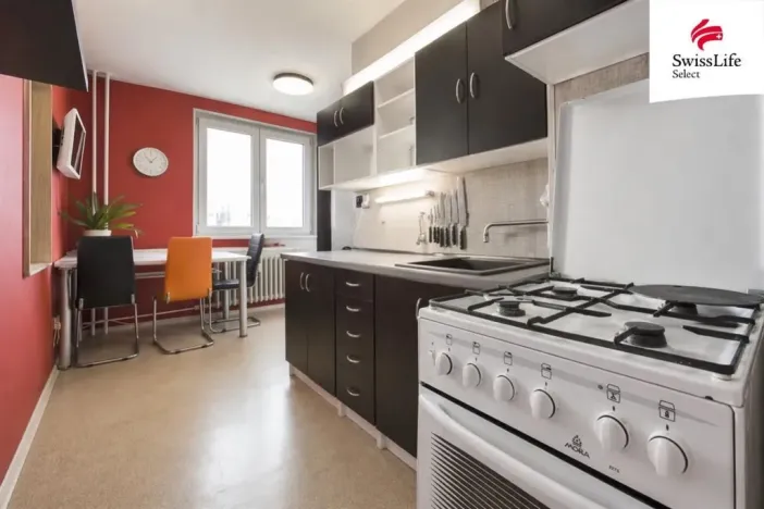 Prodej bytu 3+1, Říčany, Komenského náměstí, 64 m2