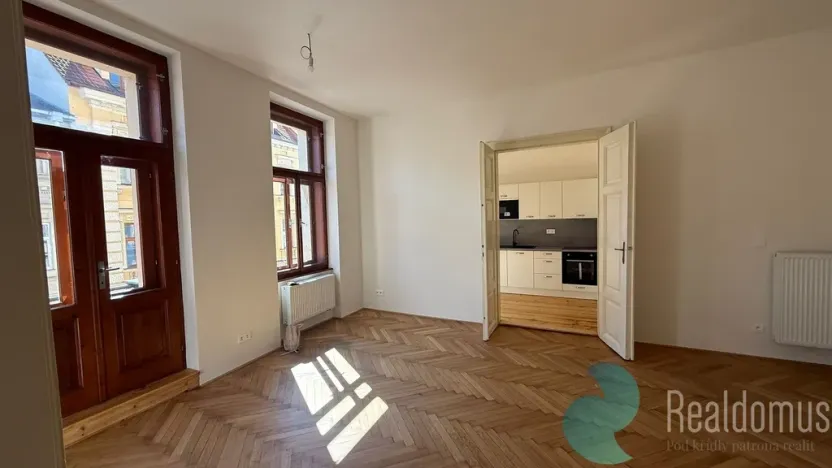 Pronájem bytu 3+1, České Budějovice, tř. 28. října, 120 m2