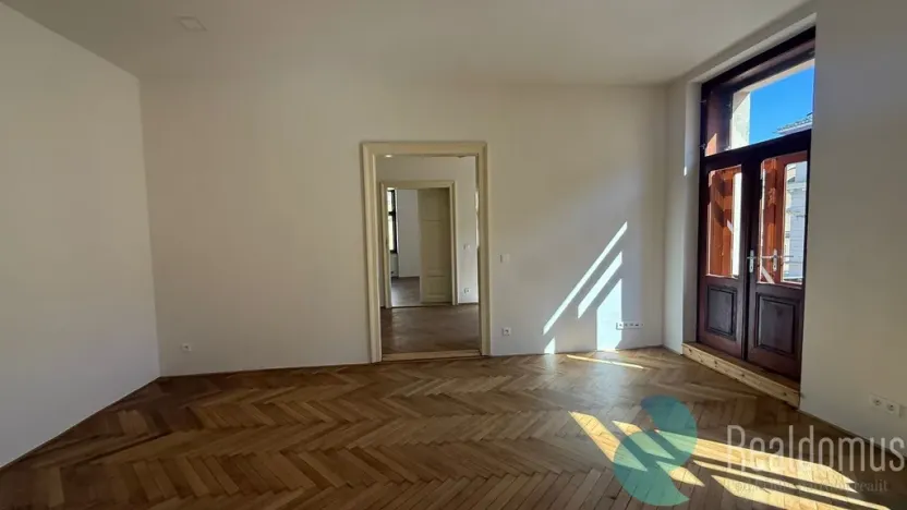 Pronájem bytu 3+1, České Budějovice, tř. 28. října, 120 m2