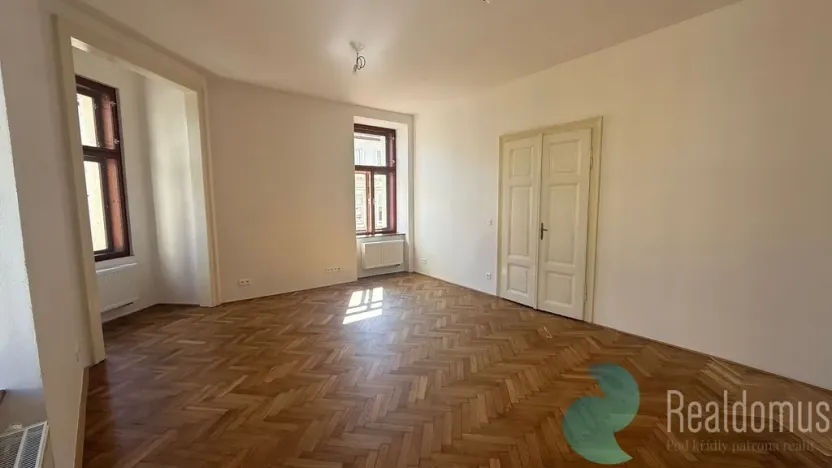 Pronájem bytu 3+1, České Budějovice, tř. 28. října, 120 m2