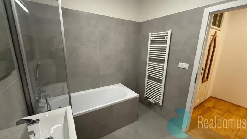 Pronájem bytu 3+1, České Budějovice, tř. 28. října, 120 m2