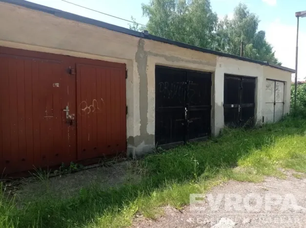 Pronájem garáže, Liberec, okres liberec, Žitavská, 19 m2