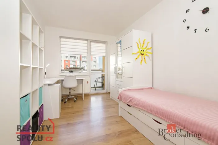 Pronájem bytu 3+1, Krnov - Pod Bezručovým vrchem, E. Hakena, 68 m2