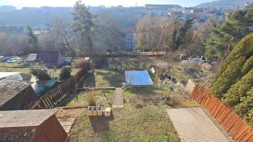 Pronájem bytu 1+1, Ústí nad Labem - Ústí nad Labem-centrum, Koněvova, 52 m2