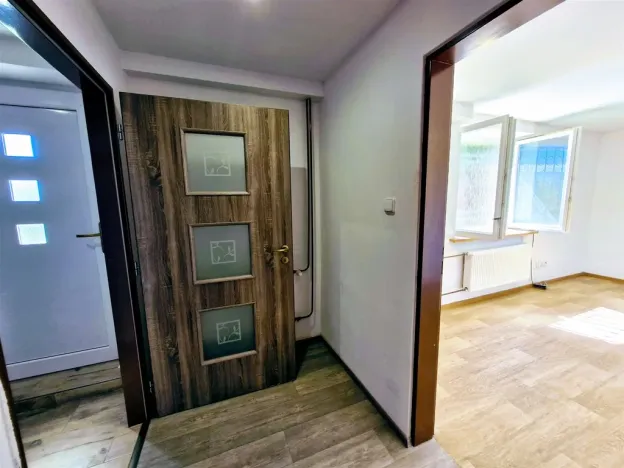 Pronájem bytu 1+1, Ústí nad Labem - Ústí nad Labem-centrum, Koněvova, 52 m2