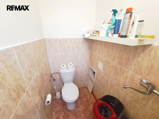 Pronájem obchodního prostoru, Jablonec nad Nisou, Komenského, 90 m2