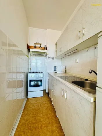 Pronájem bytu 2+kk, Třebíč, Velkomeziříčská, 41 m2