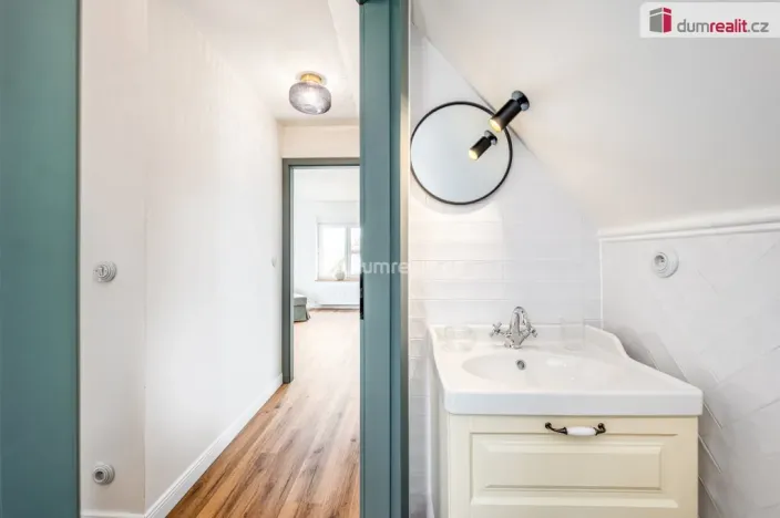 Prodej rodinného domu, Sedlčany, Baxova, 140 m2