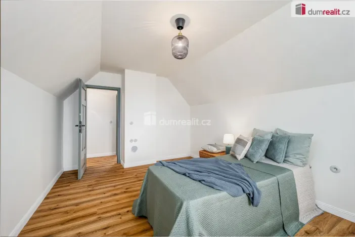 Prodej rodinného domu, Sedlčany, Baxova, 140 m2