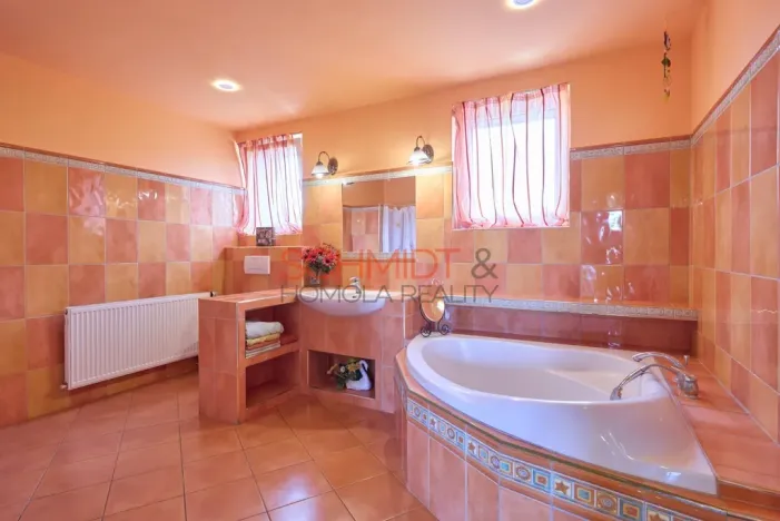 Prodej rodinného domu, Hustopeče, Herbenova, 437 m2