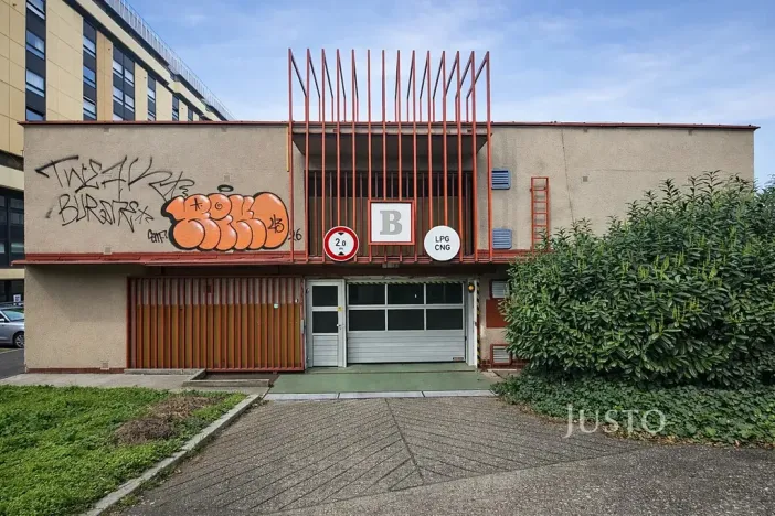 Prodej garáže, Praha - Žižkov, Chelčického, 18 m2