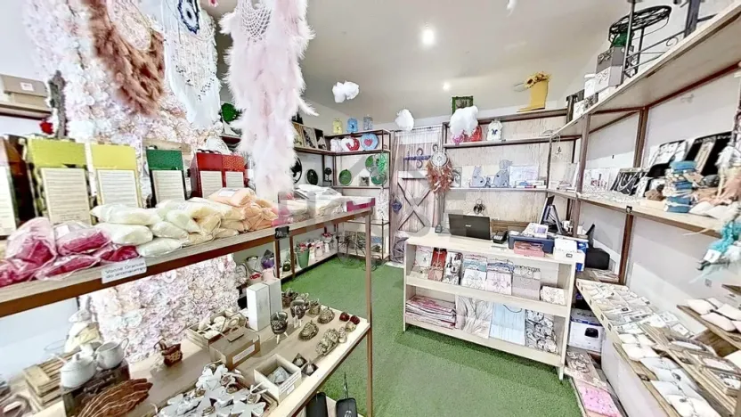 Pronájem kanceláře, Praha - Kobylisy, Klapkova, 40 m2