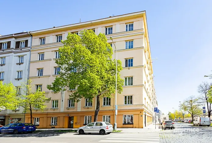 Pronájem bytu 2+kk, Praha - Holešovice, Osadní, 76 m2