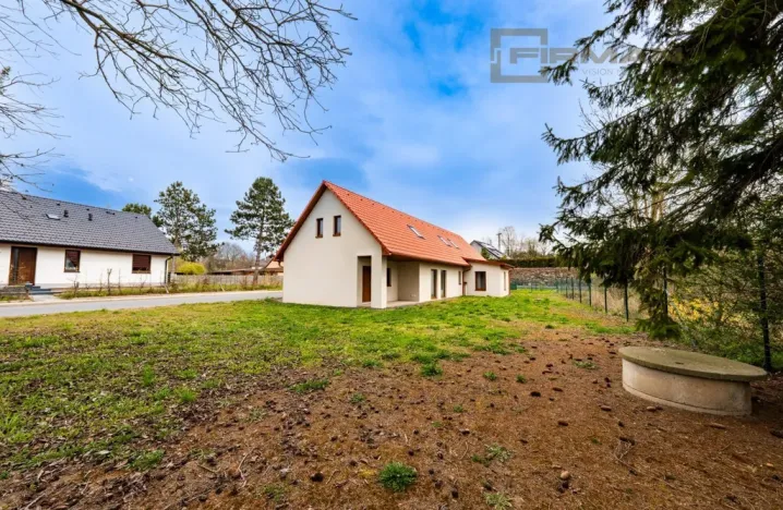 Prodej rodinného domu, Třebešice, 236 m2