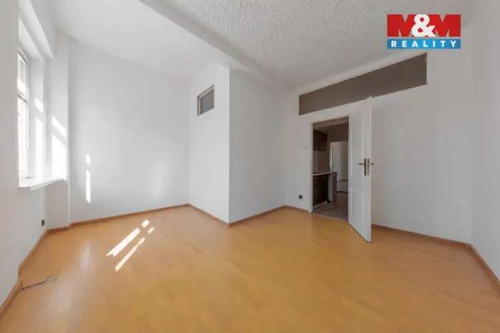 Prodej bytu 2+1, Karlovy Vary - Rybáře, Sokolovská, 77 m2